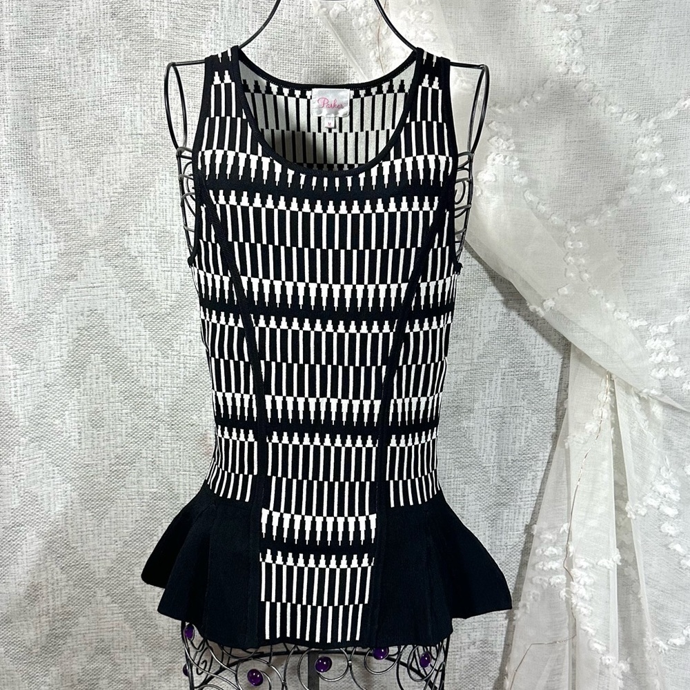 Parker black & white printed peplum blouse size M